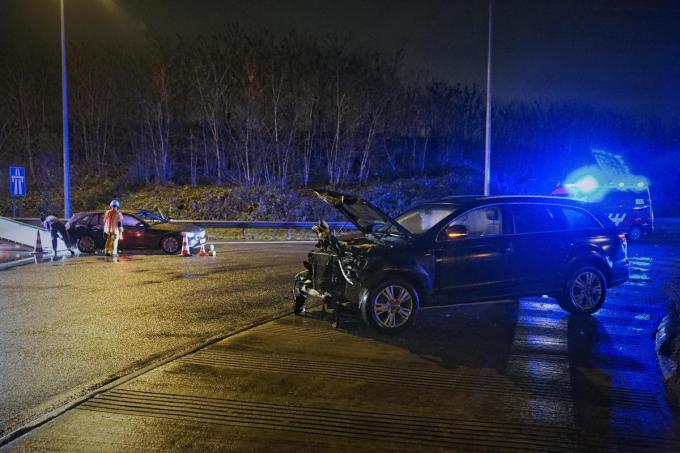 Op de kluifrotonde in Menen gebeurden de laatste jaren enkele ongelukken met dodelijke slachtoffers. Tegen begin oktober wil het Agentschap Wegen en Verkeer de veiligheid op de rotonde opgeschroefd zien.