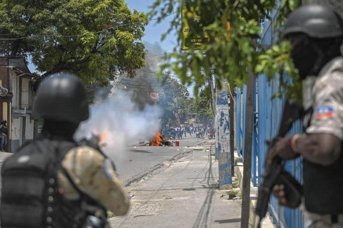 La police et le gouvernement semblent impuissants à juguler la violence à Port-au-Prince.