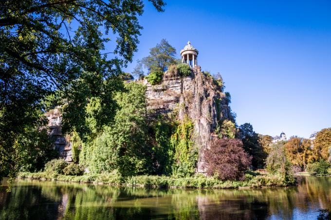 buttes chaumont paris