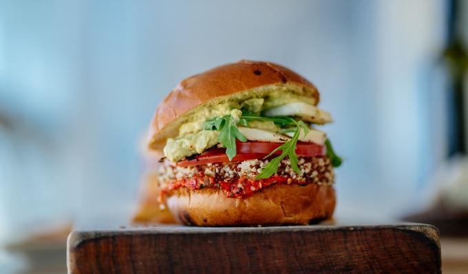 veggie burger