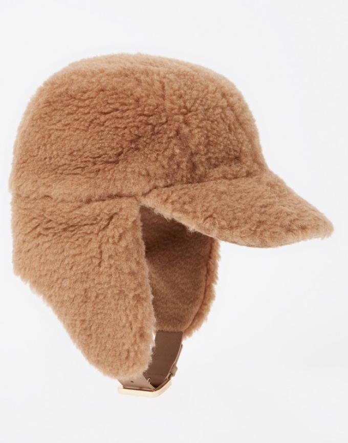 Faux-fur teddy baseball pet met oorkleppen