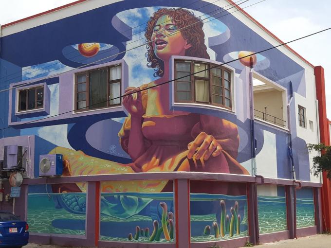 San Nicolas is bekend omwille van de vele kleurrijke murals. (foto Igor Vandenberghe)