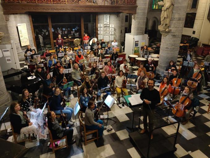Kortrijks Symfonisch Orkest viert 95 jaar met jubileumconcert in Sint-Maartenskerk op 2 december