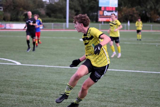 Stijn Camelbeke (Rekkem Sport) wil het burenduel tegen Menen winnen: “Mijn laatste wedstrijd als T1”