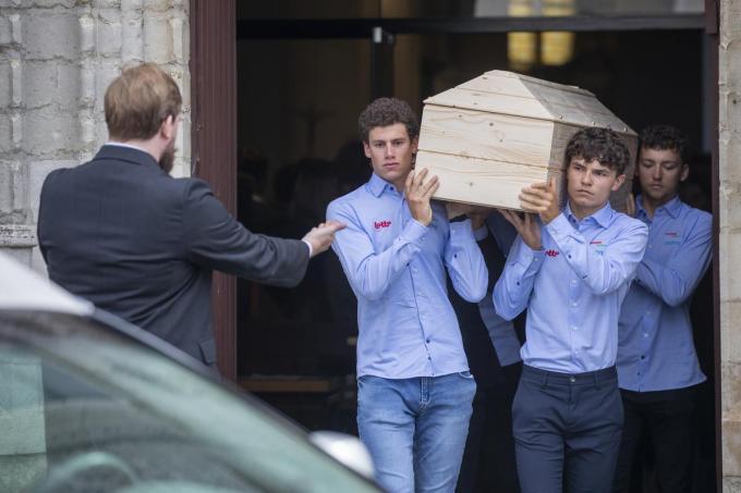 Het overlijden van ploegmaat Tijl De Decker was een gitzwarte pagina in het jaar van Segaert: “Er gaat geen dag voorbij zonder dat ik aan Tijl denk”