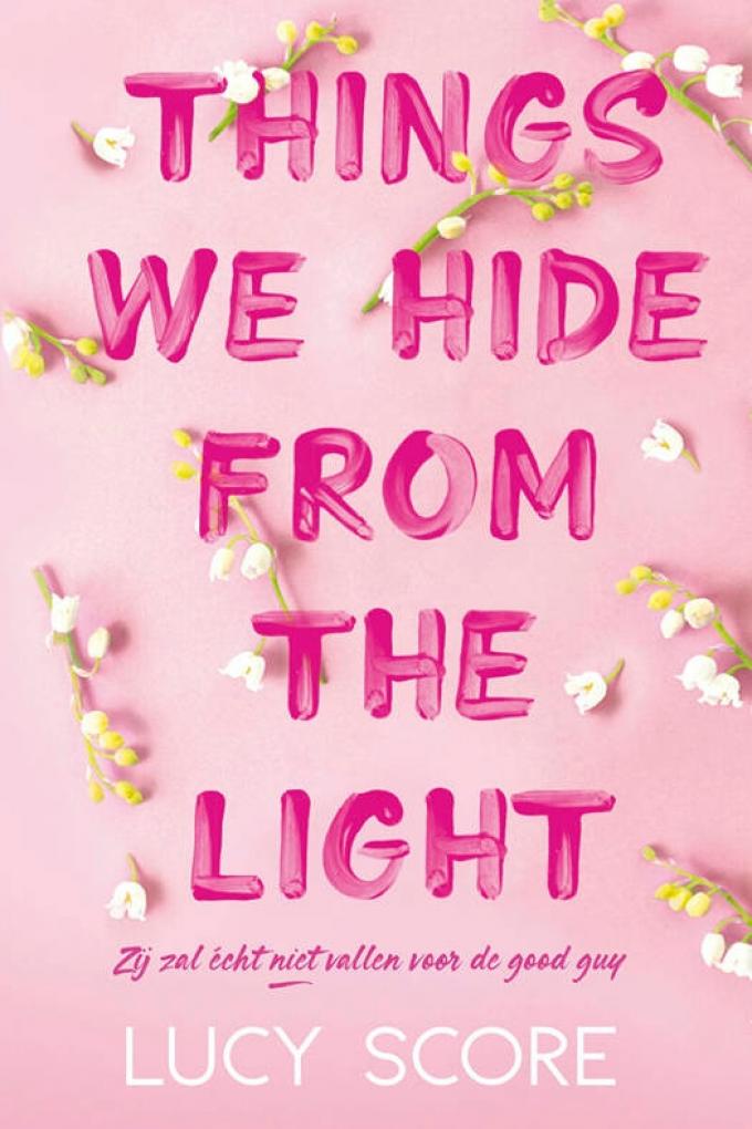 Things we hide from the light – Lucy Score