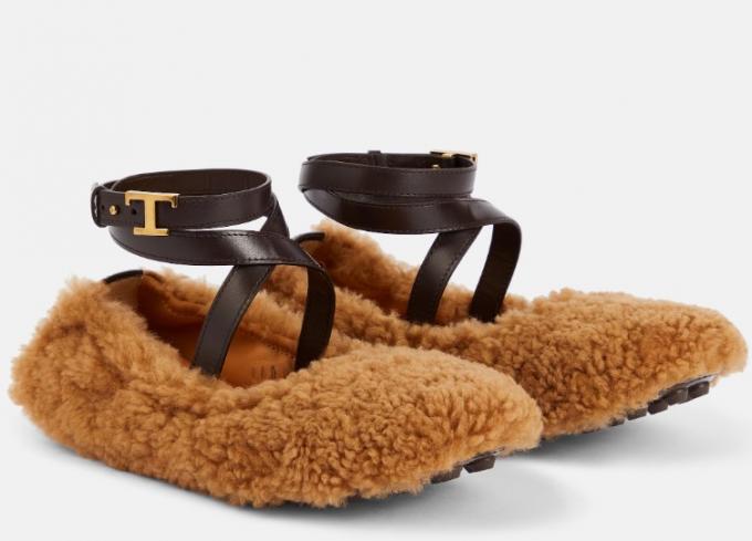 Shearling ballet flats met leren enkelbandjes 