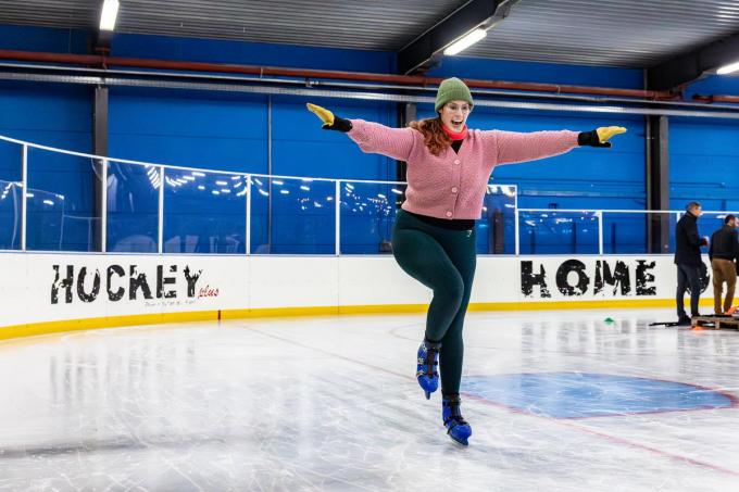 Camille Jonckheere in actie bij Figure Skating Club Kortrijk Spurs.