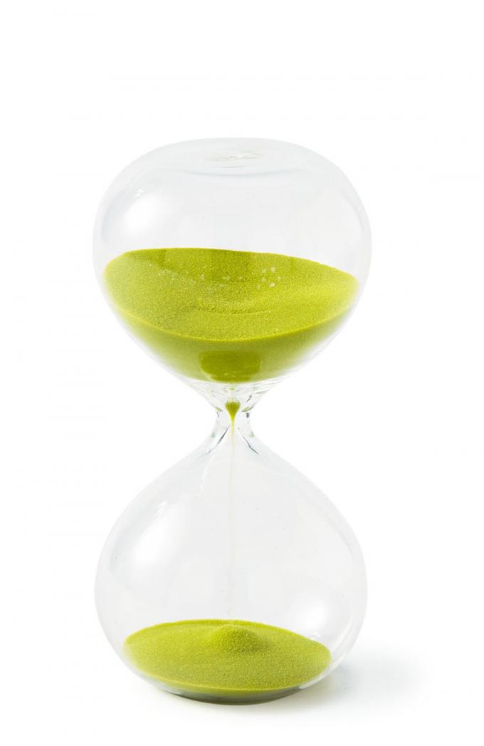 Glazen zandloper ‘Ball’ (H 20 cm)