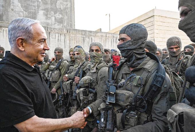 ‘De jonge Israëlische soldaten die nu sterven, sterven voor Bibi, niet voor Israël.’