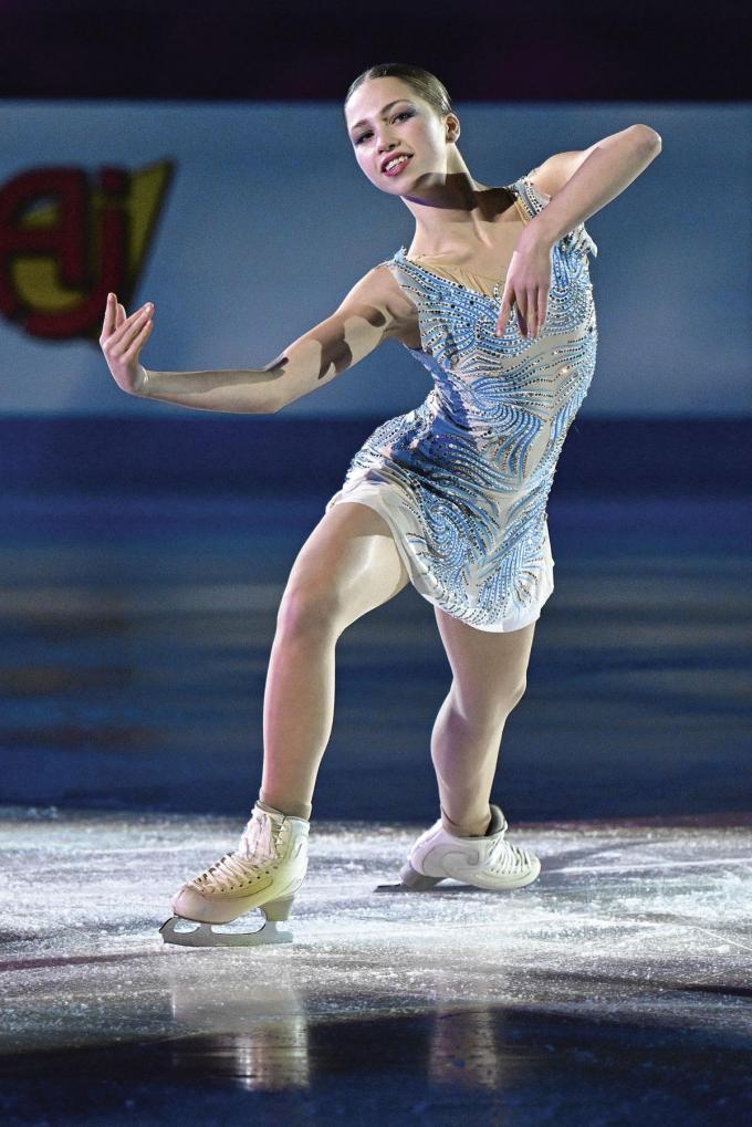 La jeune bruxelloise Nina Pinzarrone a décroché une médaille de bronze aux championnats d’Europe de patinage artistique.