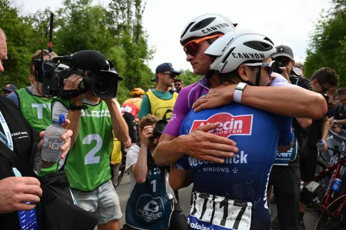 In het verleden hadden Van der Poel en Vermeersch wel eens een aanvaring, maar ondertussen zijn de ploegmaats goede vrienden: “We lachen daar nog vaak mee.”