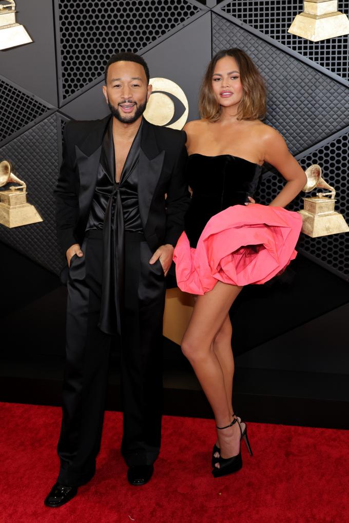 John Legend en Chrissy Teigen in Sophie Couture