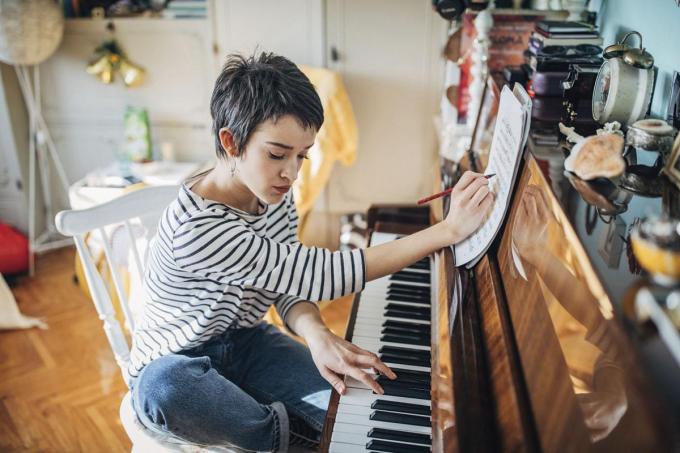 Un musicien non connecté à son corps a peu de chance d’être doué. Pour autant, le corps s’efface car seul compte le plaisir de la musique.