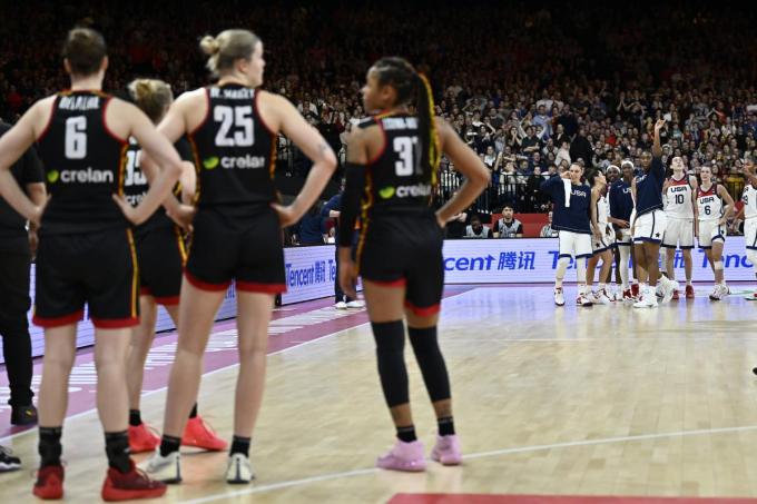 De Belgian Cats verloren in een zinderend Sportpaleis op de buzzer tegen de Verenigde Staten met 81-79.