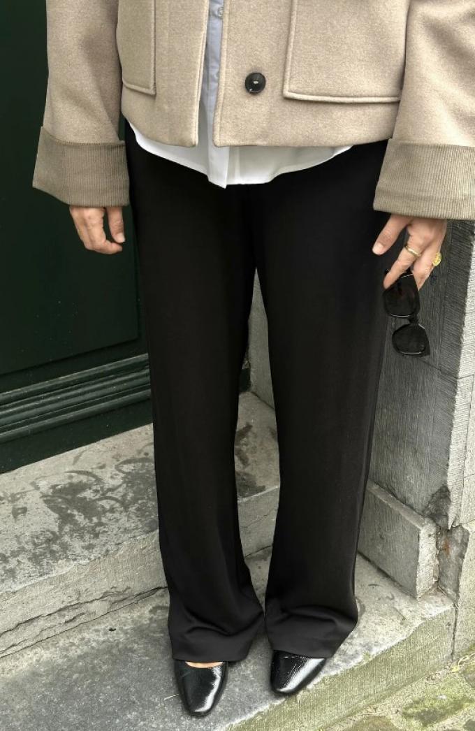 Zwarte broek met hoge taille