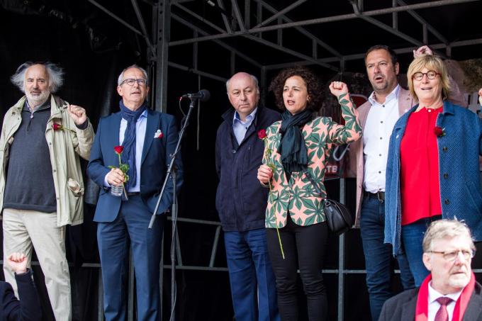 1 mei 2018. Annick Lambrecht viert de Dag van de Arbeid in Brugge, samen met Renaat Landuyt (links). In dit interview heeft ze het voor het eerst openlijk over hun relatie. “Hij heeft mij ongelooflijk goed gesteund.”