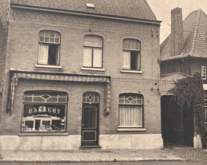 De bakkerij omstreeks 1930.