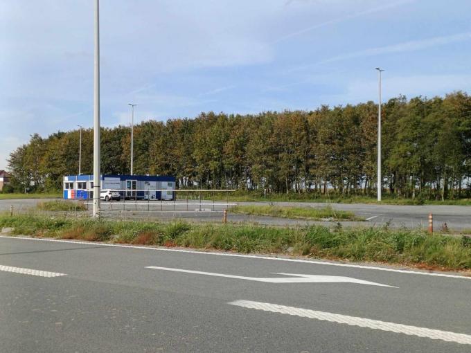 De vrachtwagenparkeerplaats bij Callicanes, tussen Poperinge en Steenvoorde, krijgt een Europese financiële steun van 500.000 euro.