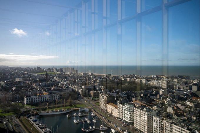 Vanop de 28ste verdieping van de Sky tower zal Haut een fenomenaal zicht op de stad bieden.
