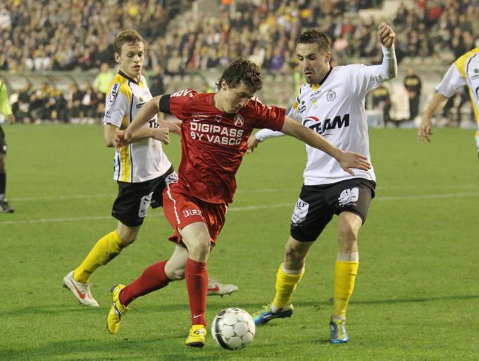 Brecht Dejaegere in actie tijdens de bekerfinale tegen Lokeren in 213. (foto VDB)