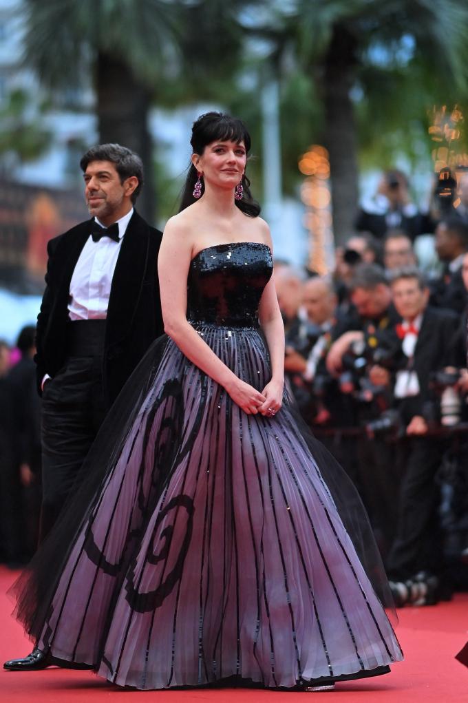 Eva Green dans une robe Giorgio Armani