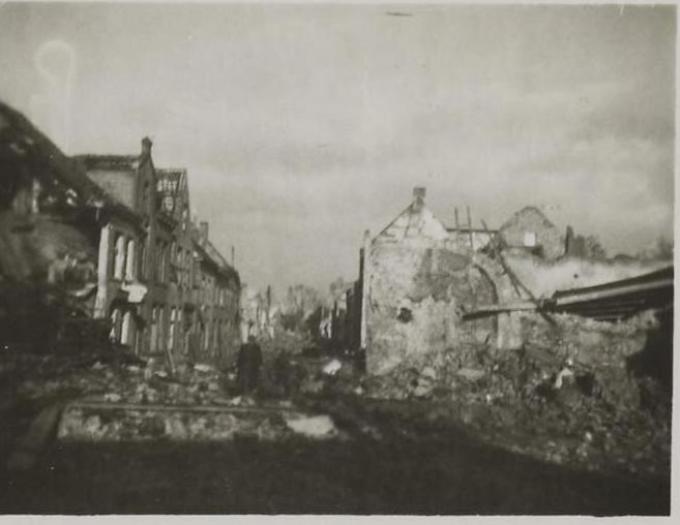 Het bombardement van Sint-Michiels bracht veel schade aan.