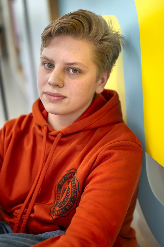 Op school en binnen de familie van Julian wordt er vaak over politiek gediscussieerd, maar zijn keuze houdt hij liever wat voor zichzelf.