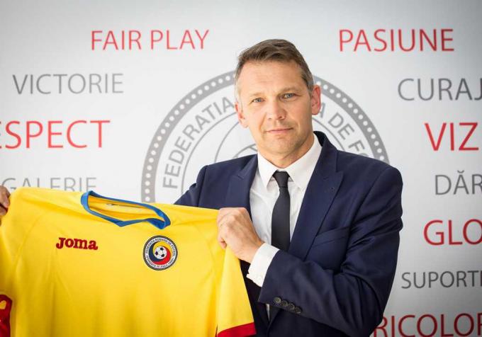 Verkempinck was in 2016 nog een jaar assistent-bondscoach bij de Roemenen: “Een fantastische ervaring.”