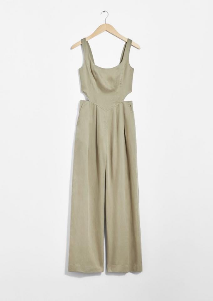 Linnen jumpsuit in beige met cut-outs