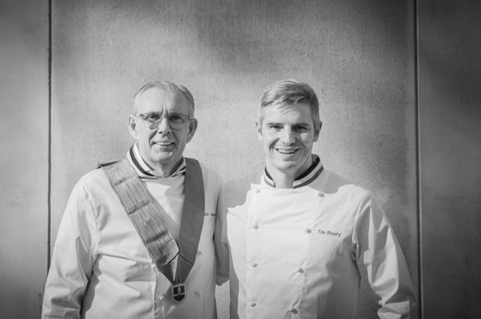 Peter Goossens, provoost van de koks, en Tim Boury, ambassadeur van de 72ste editie van dit culinair concours.