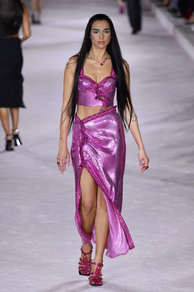 Versace Ready to Wear Spring/Summer 2022, 2021