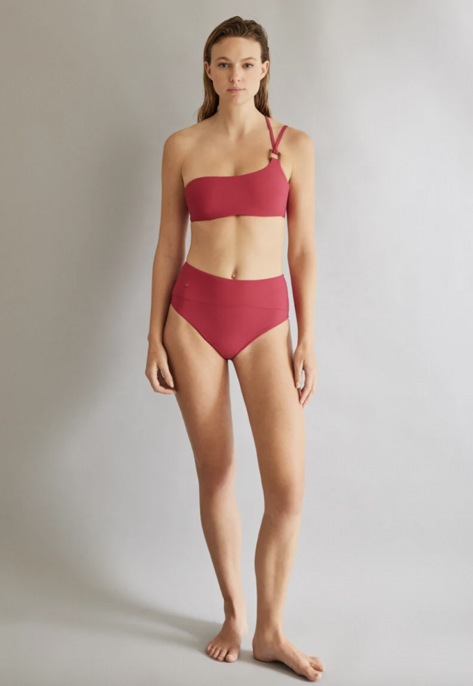 Le bikini framboise