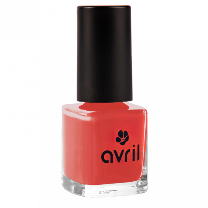 Le vernis rouge rétro d'Avril