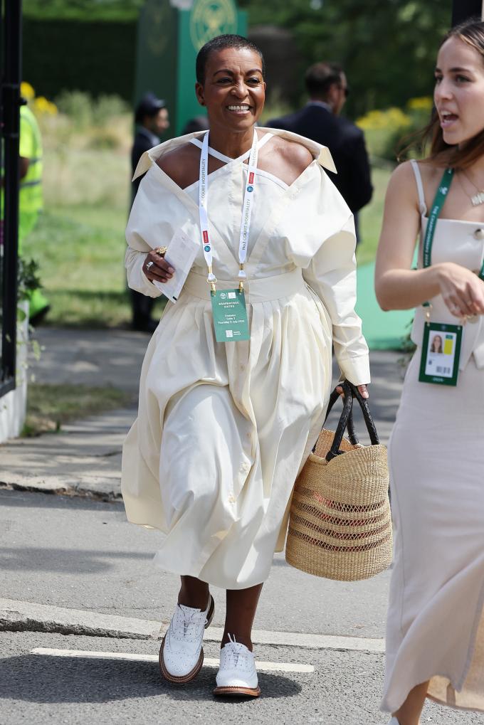 Adjoa Andoh