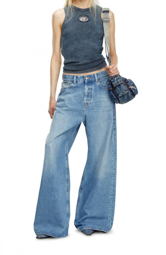 Baggy jeans