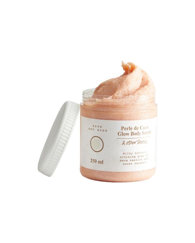 ‘Perle de Coco’ scrub