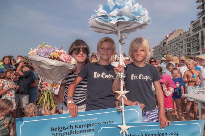 Dit zijn de twee winnaars van het BK strandbloemen maken.