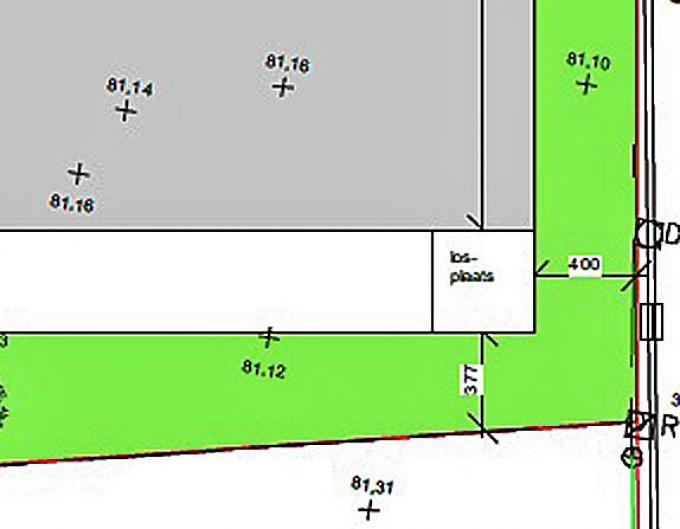 Volgens het plan (detail) van projectontwikkelaar The City Is Smart moet de los- en laadkade exact 3,77 meter van de buurman staan.