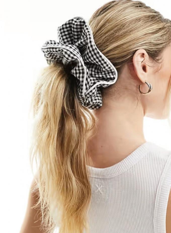 Scrunchie met ruitjes