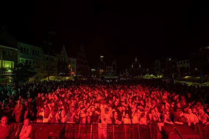 Marktrock lokte zaterdag 7.500 muziekliefhebbers naar Poperinge.