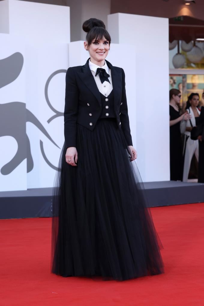 Winona Ryder in Chanel