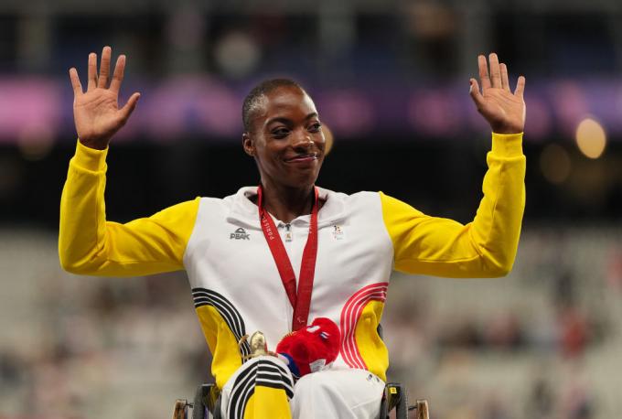 lea bayekula jeux paralympiques