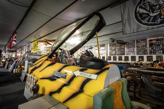 Het Kleine-Brogel Air Museum is volgestouwd met memorabilia. (foto KB Air Museum)