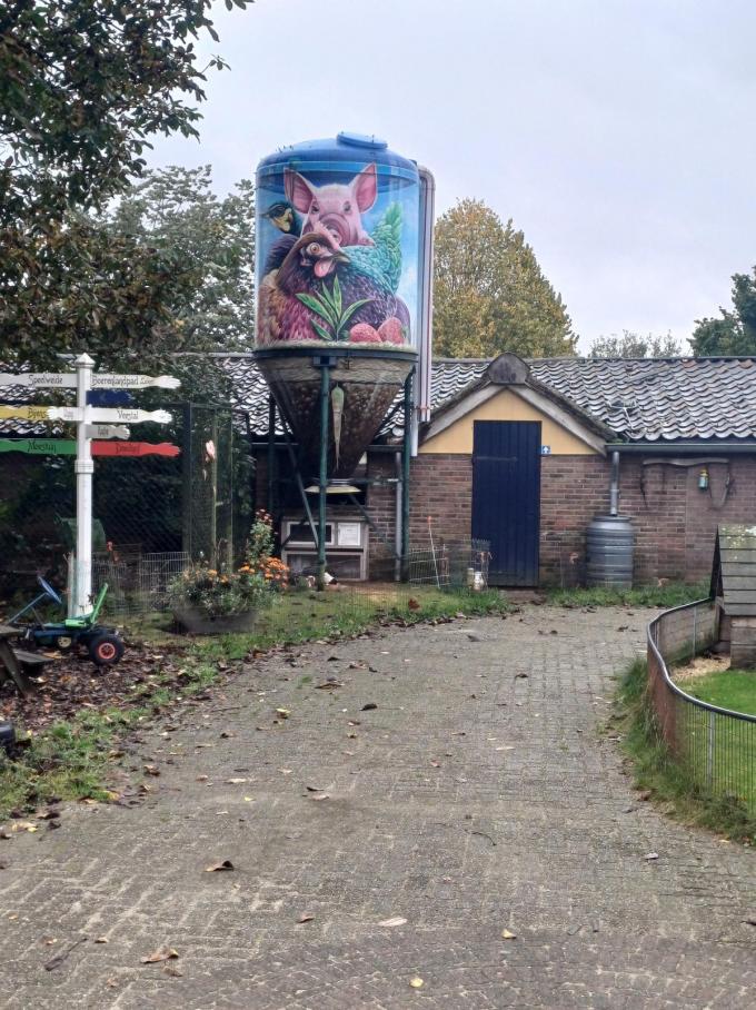 Kunstenaars mochten zich uitleven op silo's voor de Silo Art Tour.