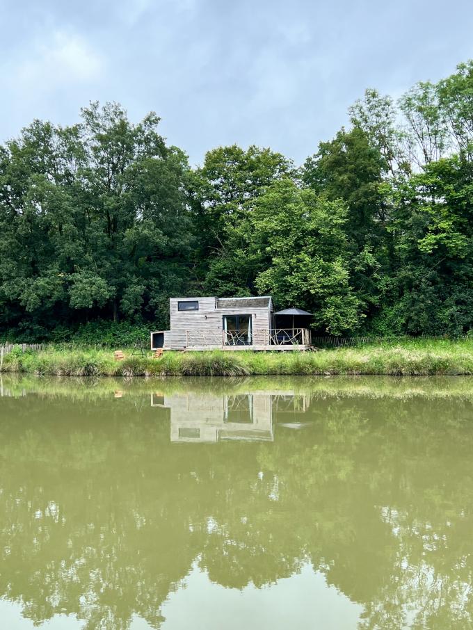 La Tiny House en face des animaux