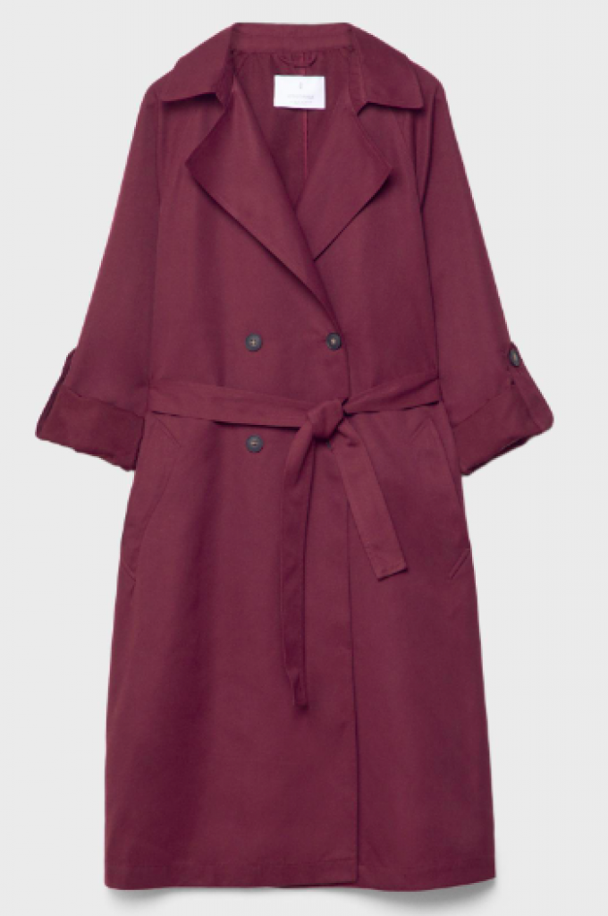 Le trench-coat bordeaux 