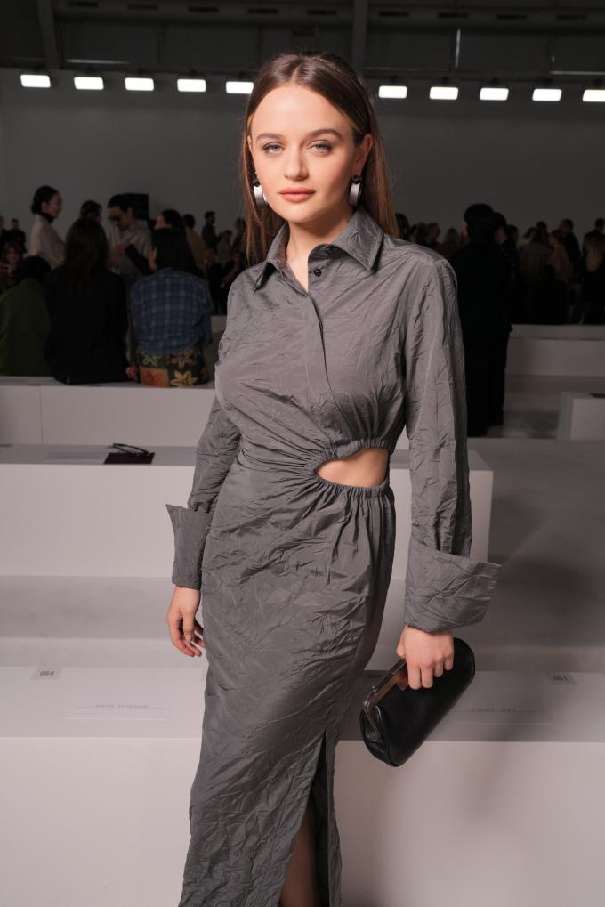 Joey King bij Max Mara