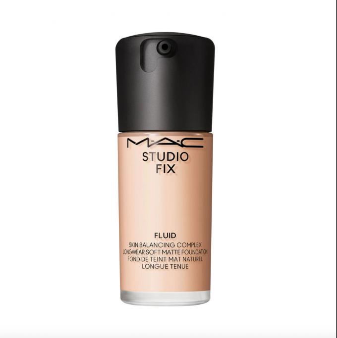 Studio Fix Fluid 24HR Matte Foundation + Oil Control de M.A.C