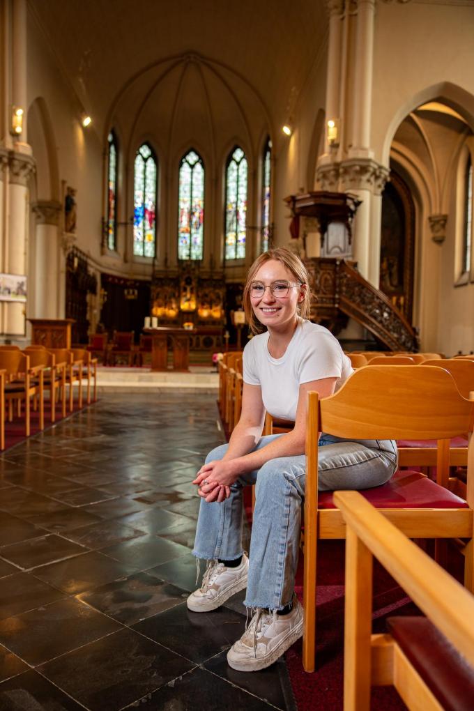 Stephanie trekt zondag met de pastorale eenheid van Eernegem naar Brussel. ’s Ochtends vroeg vertrekt een bus uit Gistel naar het Koning Boudewijnstadion.